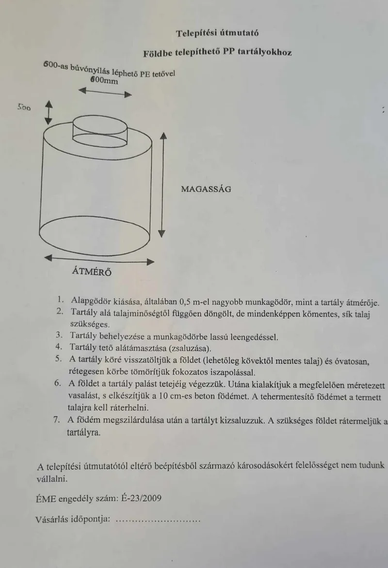 A nyomtatott telepítési útmutató lapja hét lépéssel